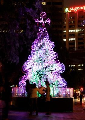23-foot Christmas tree fashioned out of 100 recycled bicycles.